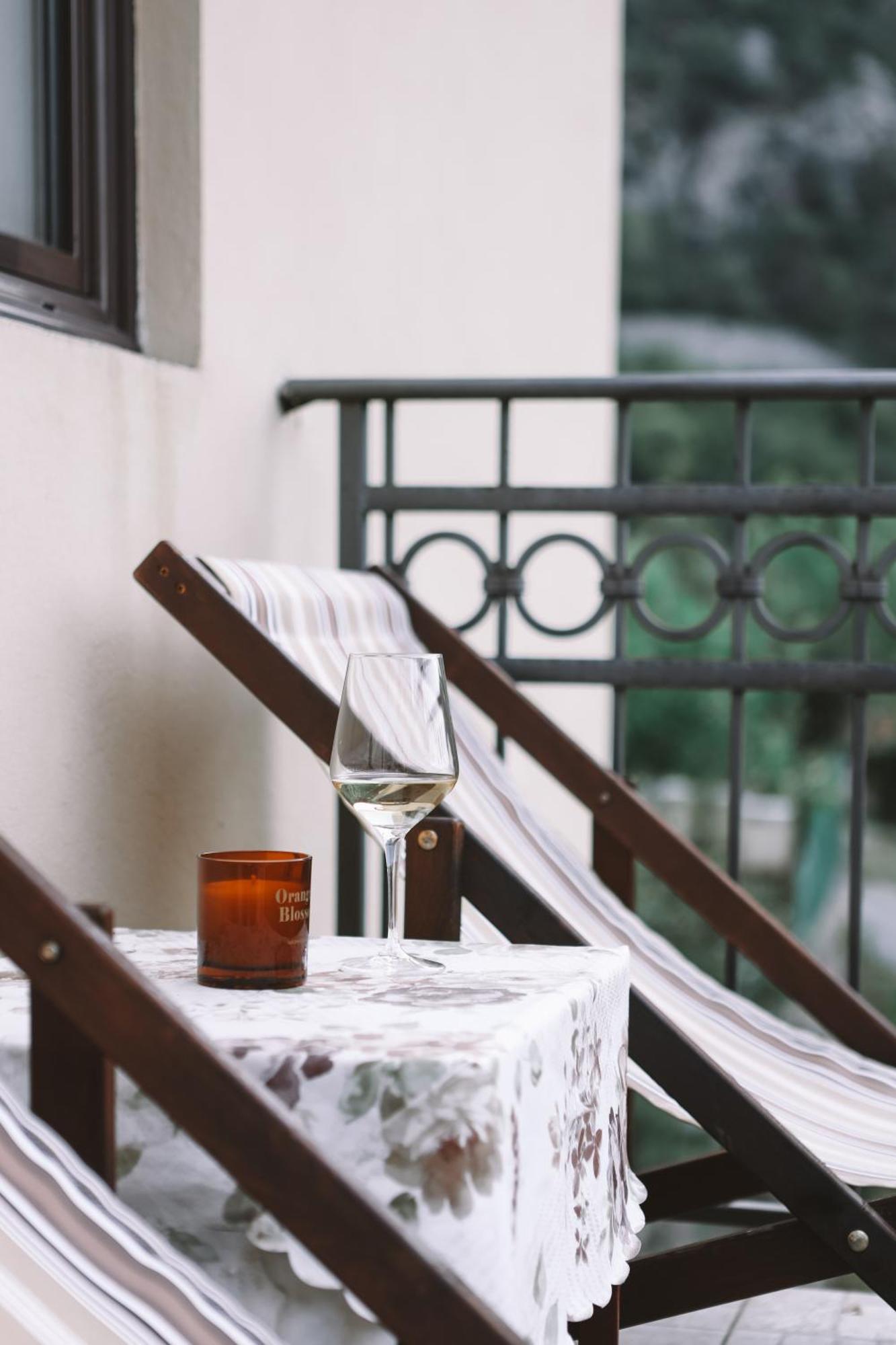 3-Bedroom Apartment With Panoramic Bay Views Kotor Bagian luar foto
