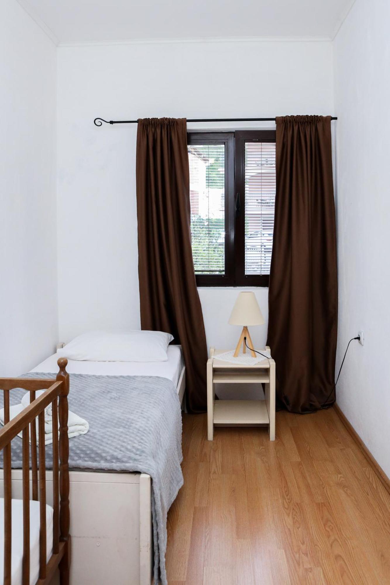 3-Bedroom Apartment With Panoramic Bay Views Kotor Bagian luar foto